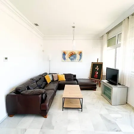 Apartament Modern Three-level Near The Sea *